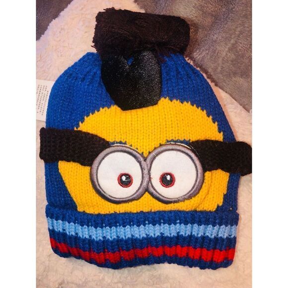 New Kids One Size Fits Most Minion Knit Fleece Lined Winter Hat - Picture 3 of 5